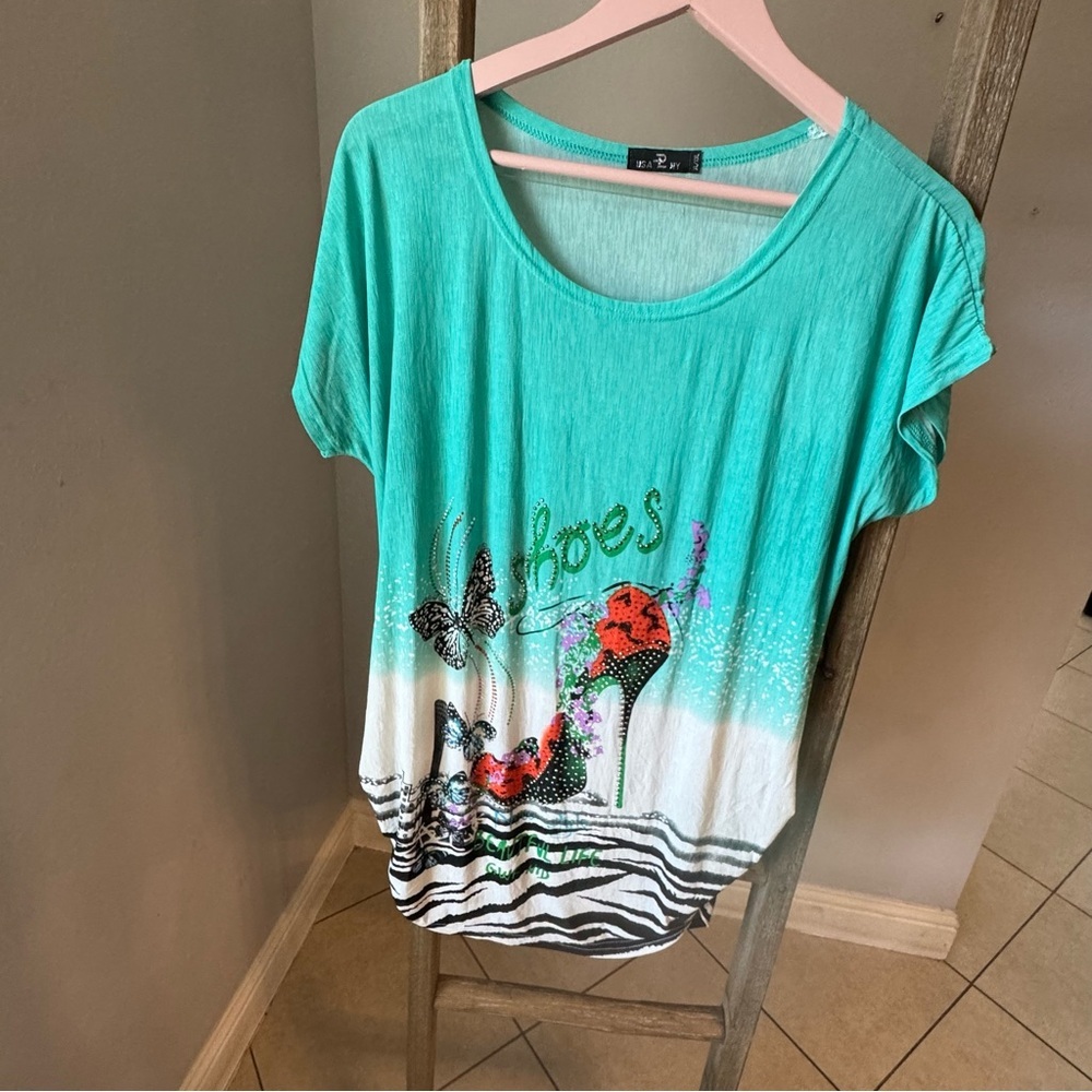 Women's Teal Graphic Top